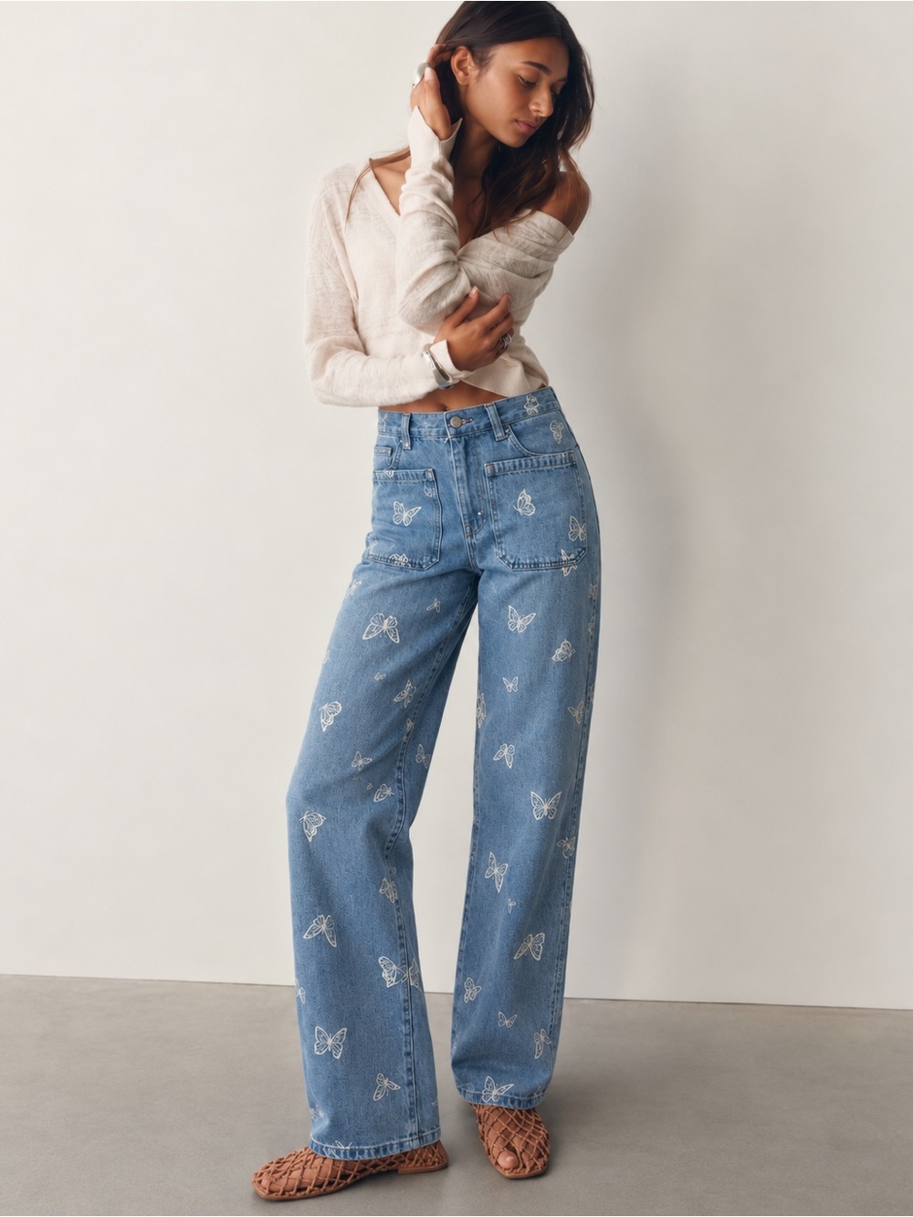 Wide-Leg Butterfly Embroidered Jeans in Light Blue